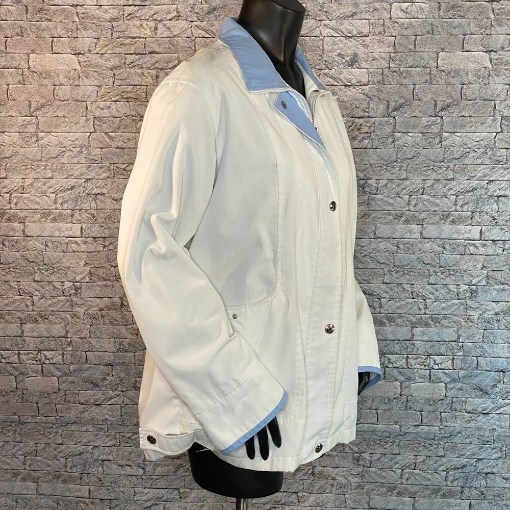 Mackintosh Jacket - image 3